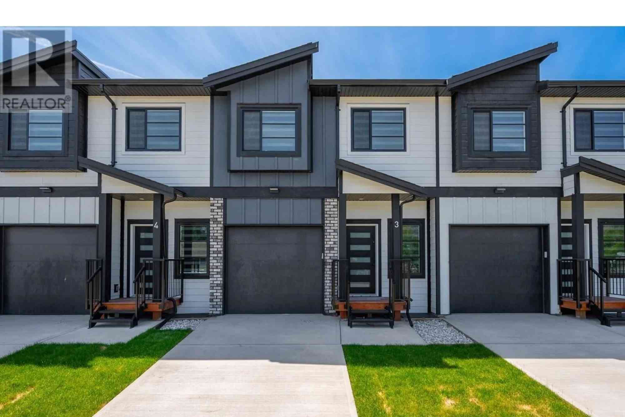 Tomahawk Real Estate