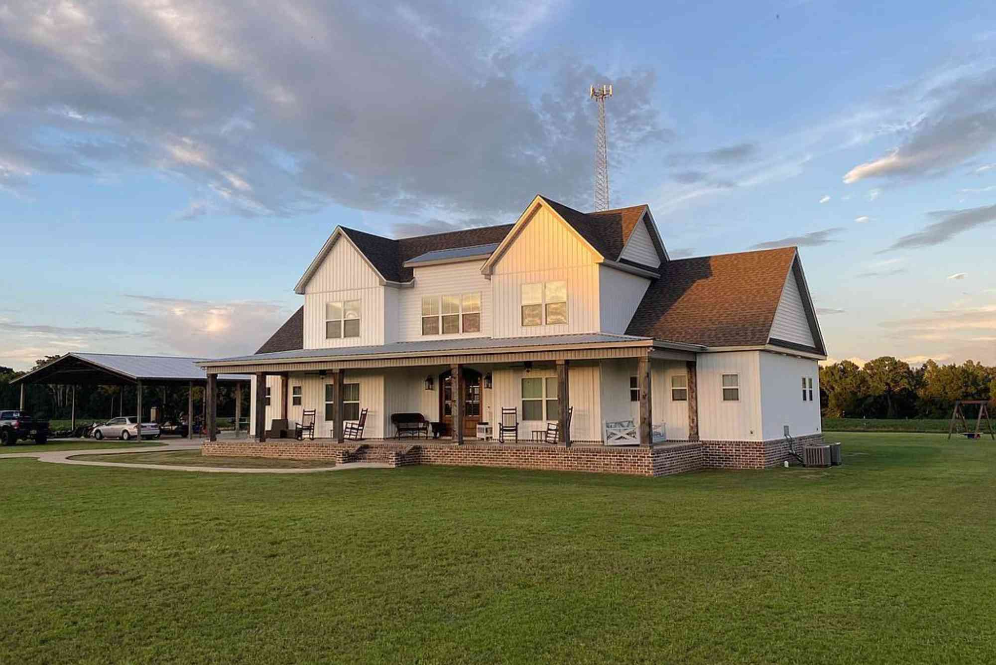 United Country Real Estate Hartford Al