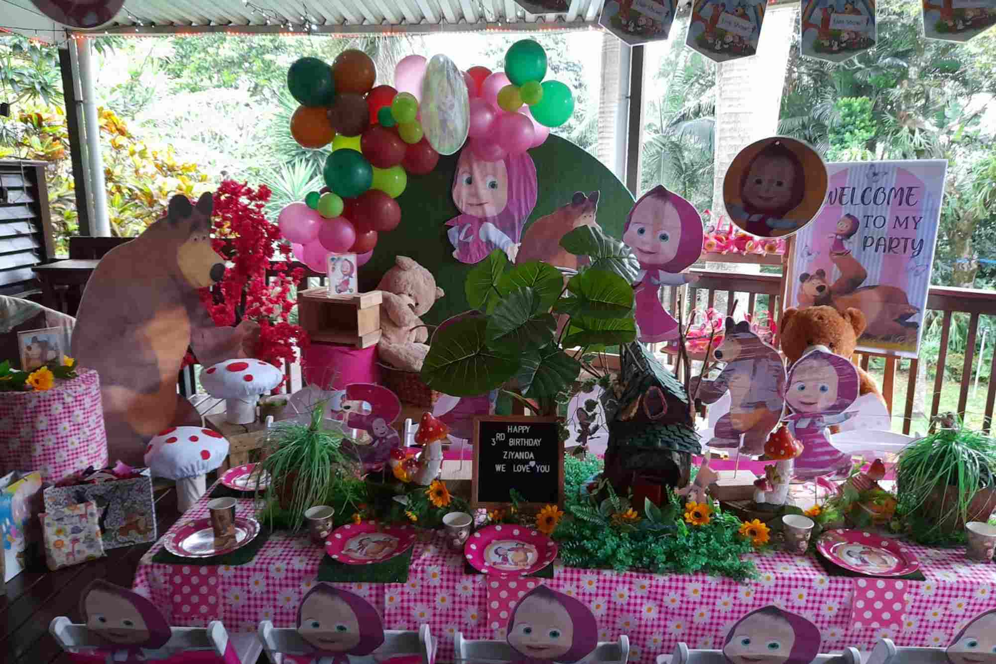 Masha and the Bear Birthday Party Decoration