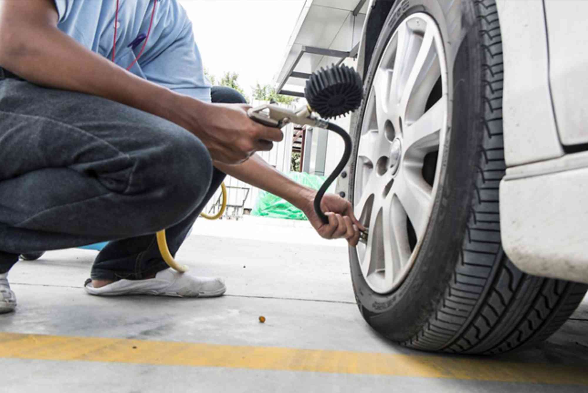 92V Tire Meaning