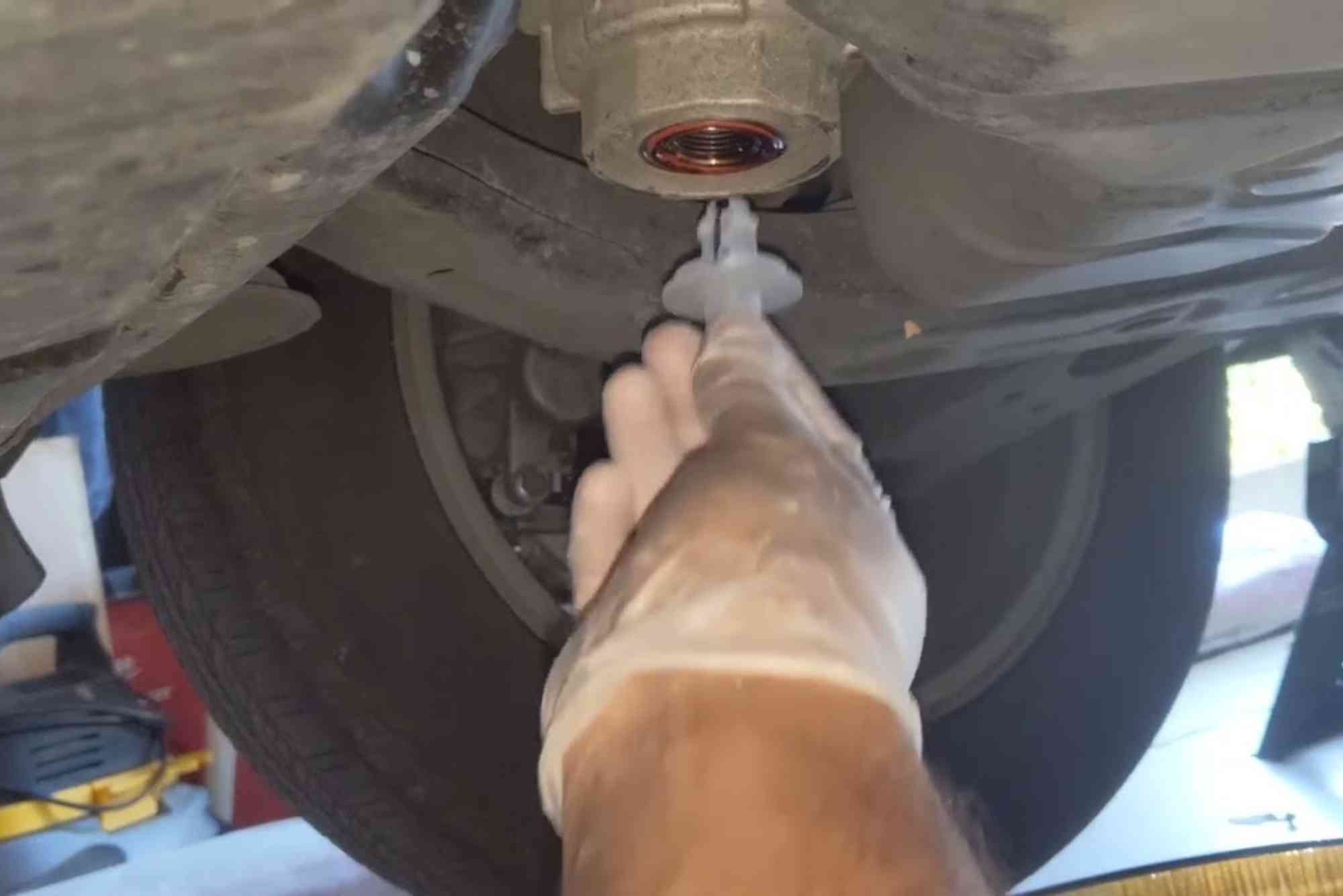 2011 Toyota Sienna Oil Capacity